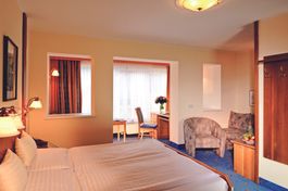 Double room with living area